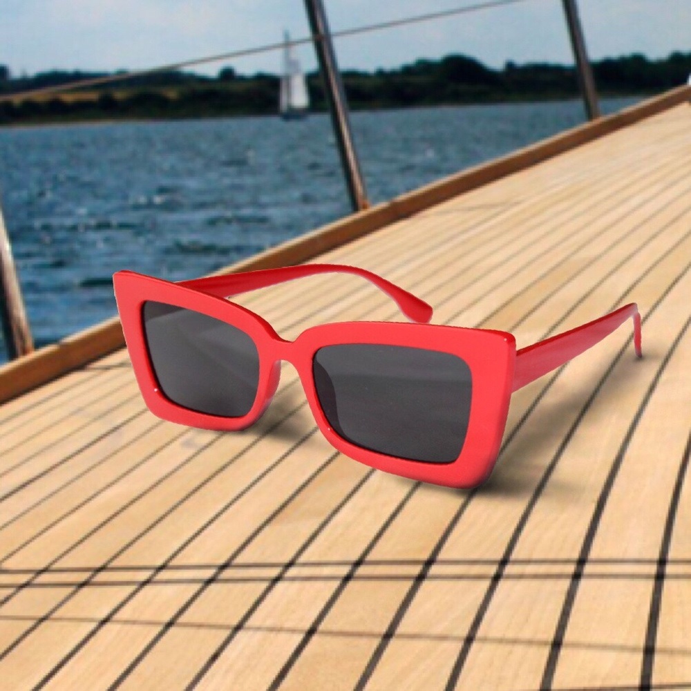Overboard Vibes sunglasses